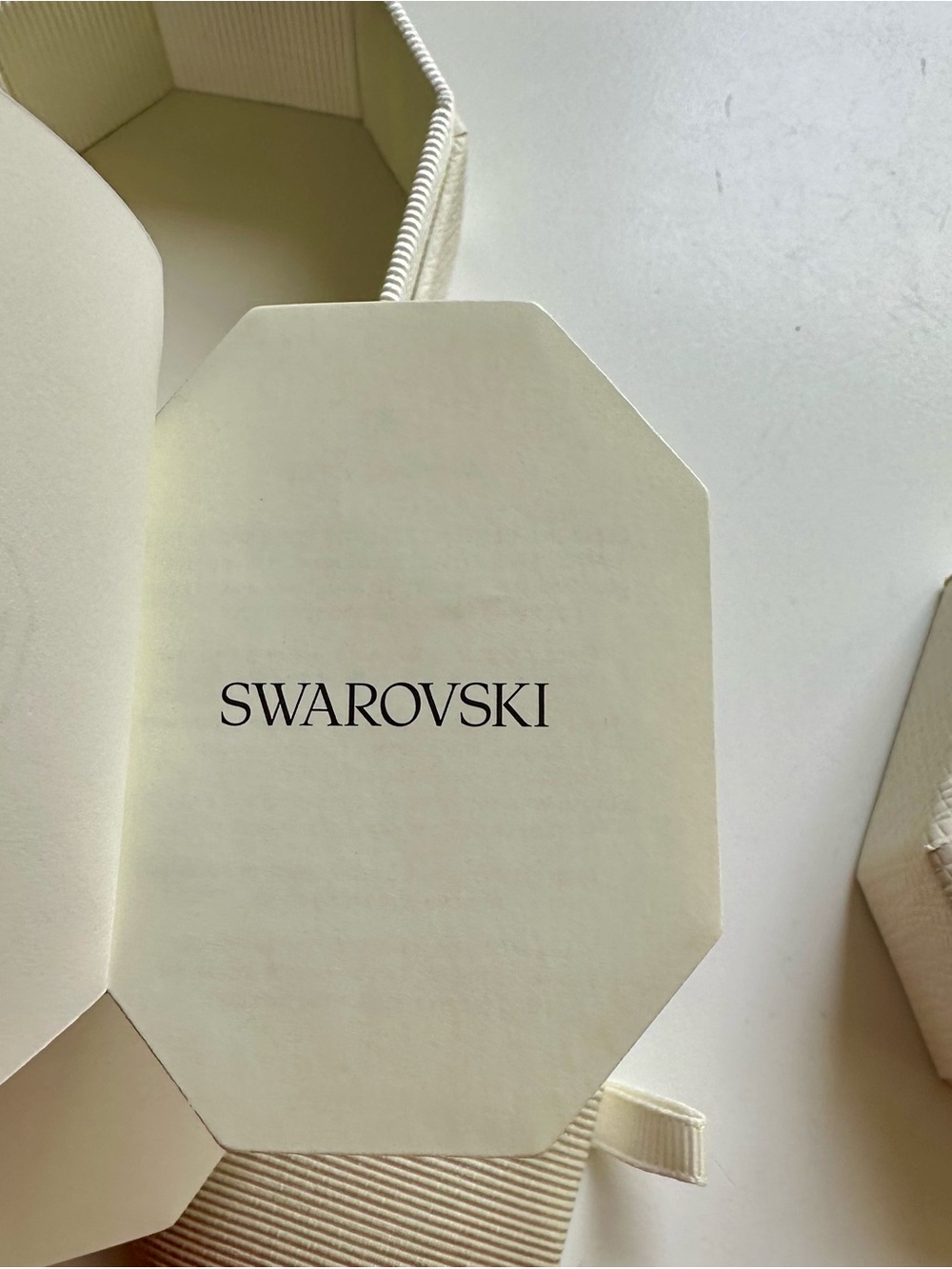 🆕 Swarovski Millenia Drop Earrings Octagon Cut White Rhodium Plated NWT - Picture 11 of 14